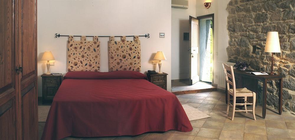 Tenuta Pilastru Country Resort & Spa Arzachena Exterior foto